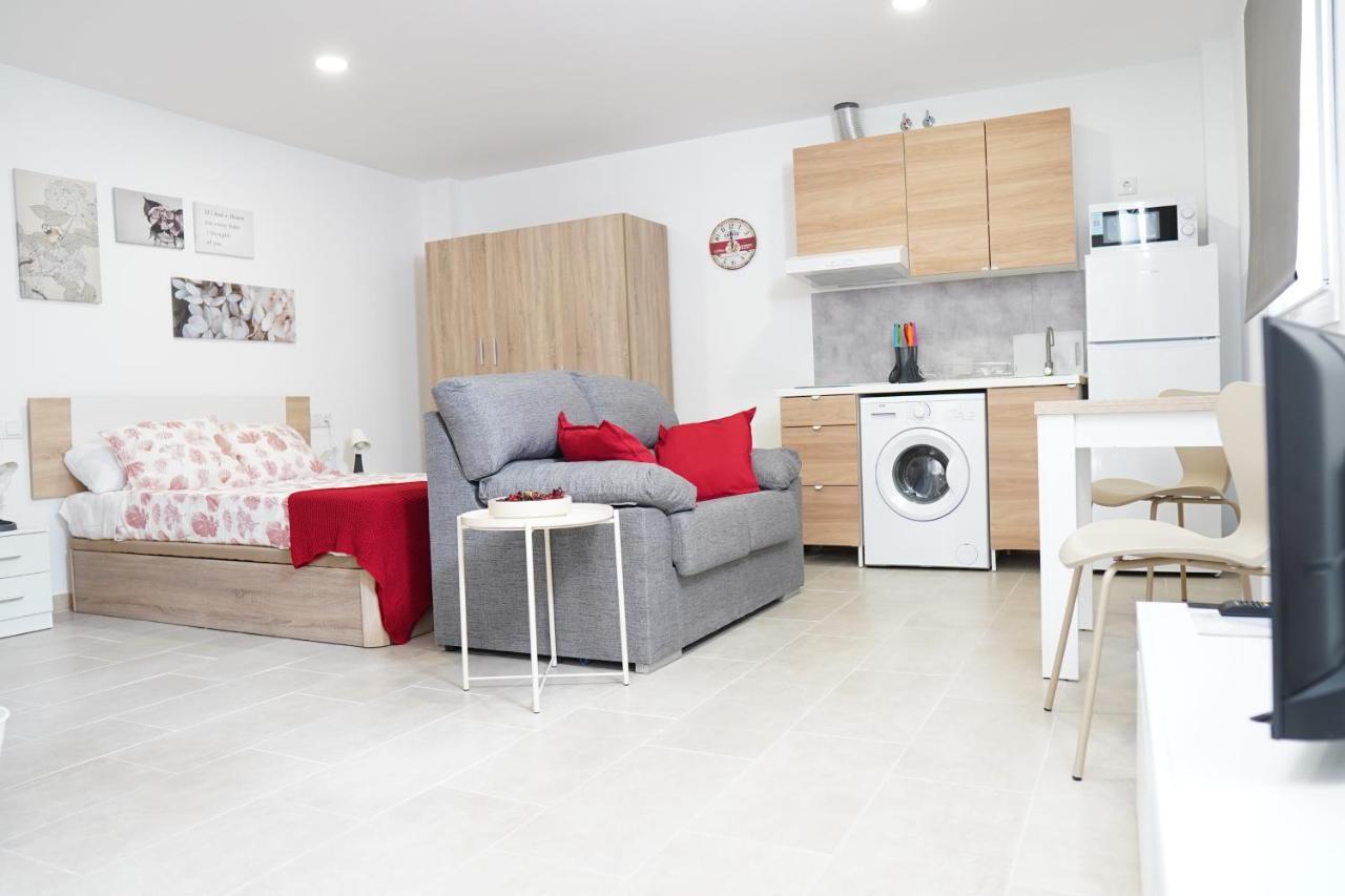 Apartamentos Turisticos San Miguel Arcangel, S.L. San Roque  Ngoại thất bức ảnh